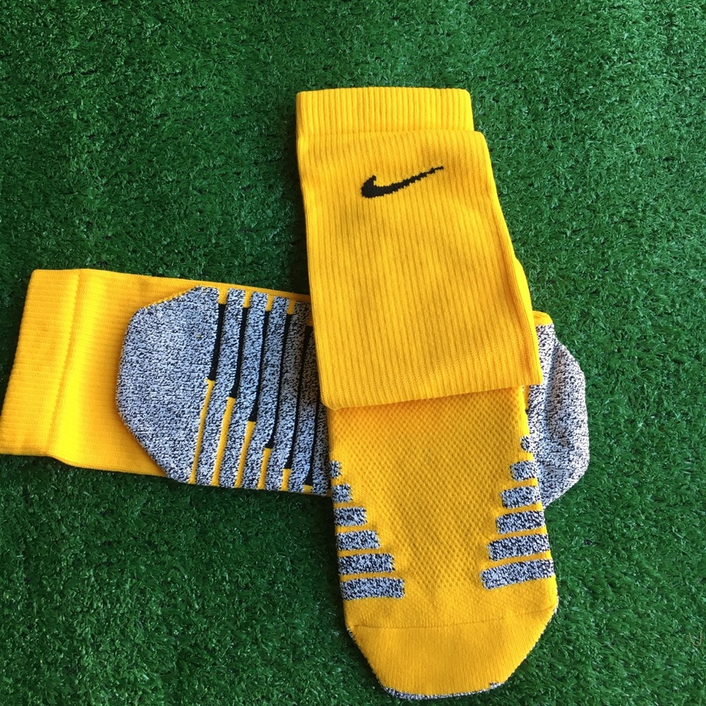 LAST PAIR!! NEW NIKE GRIP CREW FOOTBALL SOCKS - Picture 4 of 7